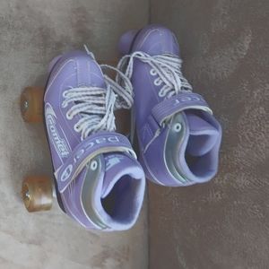 Comet 500 Roller Skates